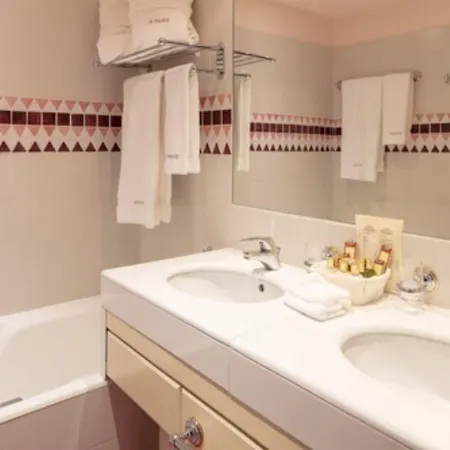 Otel Le Palace Des Neiges 3*