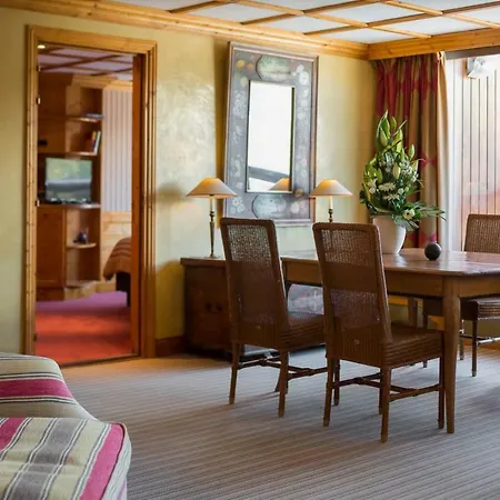 Le Palace Des Neiges Otel Courchevel